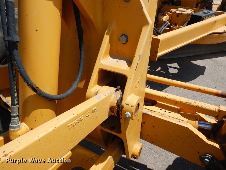 image for item DR1292 2003 John Deere 770CH Series II  motor grader