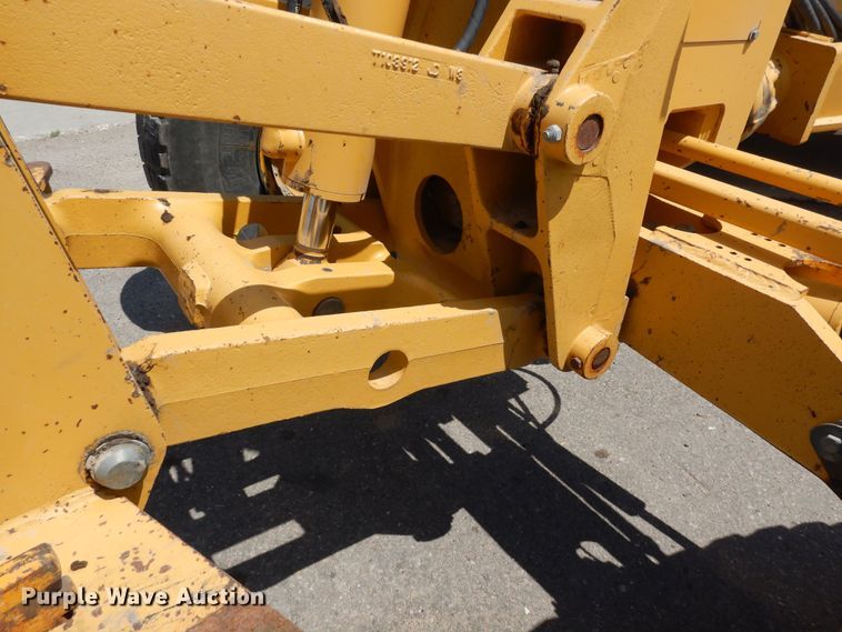 image for item DR1292 2003 John Deere 770CH Series II  motor grader