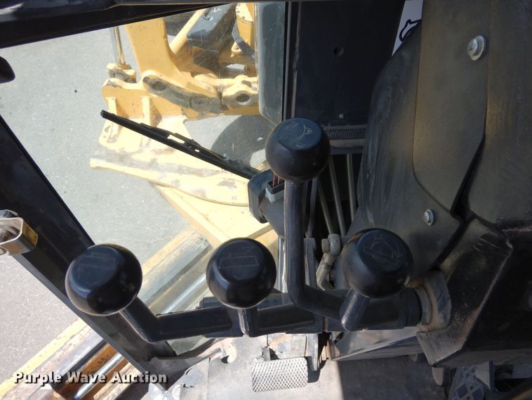 image for item DR1292 2003 John Deere 770CH Series II  motor grader