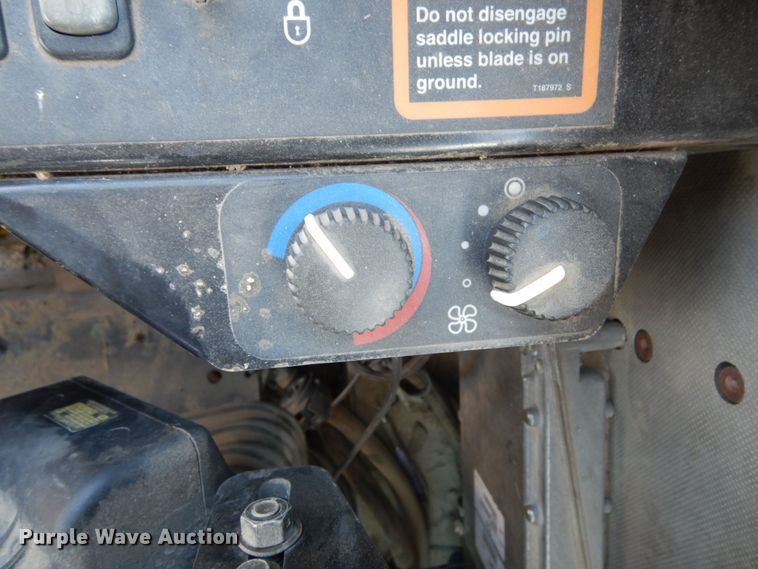 image for item DR1292 2003 John Deere 770CH Series II  motor grader