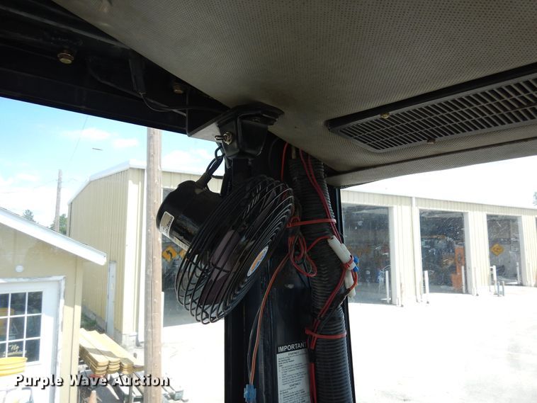 image for item DR1292 2003 John Deere 770CH Series II  motor grader