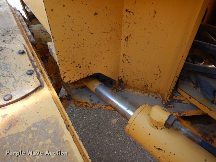 image for item DR1292 2003 John Deere 770CH Series II  motor grader