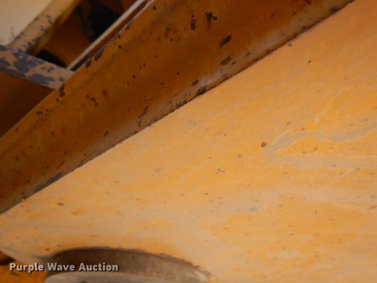 image for item DR1292 2003 John Deere 770CH Series II  motor grader