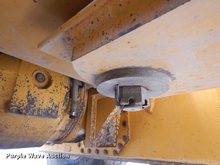 image for item DR1292 2003 John Deere 770CH Series II  motor grader