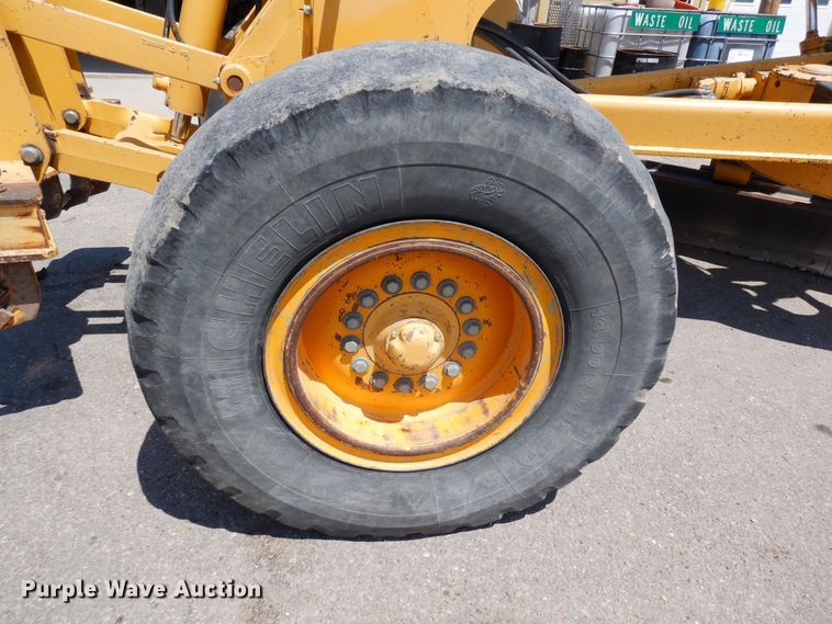 image for item DR1292 2003 John Deere 770CH Series II  motor grader