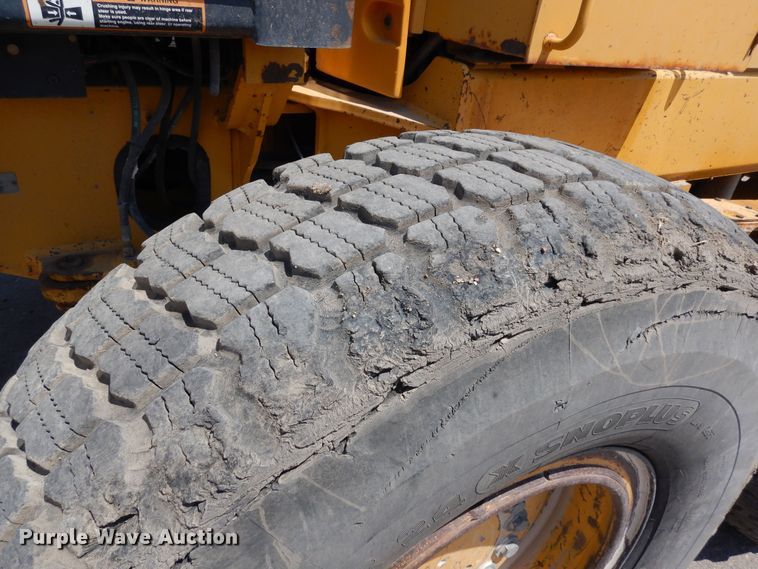 image for item DR1292 2003 John Deere 770CH Series II  motor grader