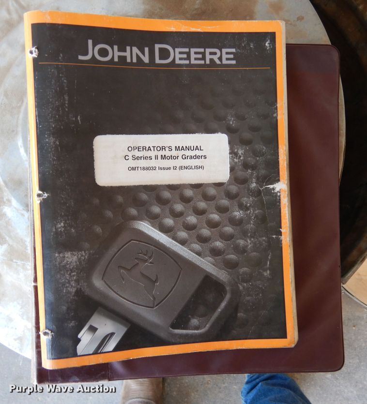 image for item DR1292 2003 John Deere 770CH Series II  motor grader