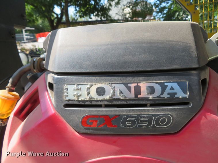 image for item FB9811 2009 Wacker Neuson RD12A  double drum roller