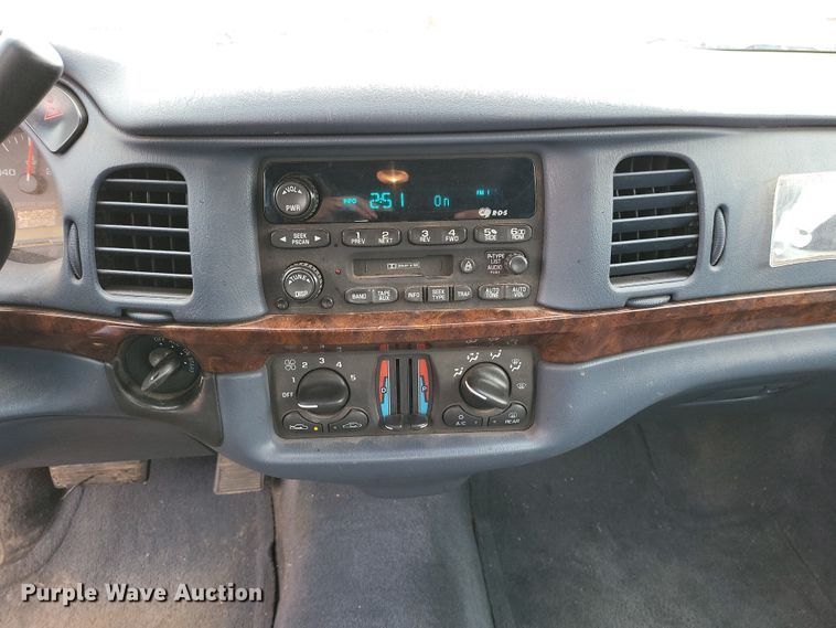 image for item IU9863 2002 Chevrolet Impala