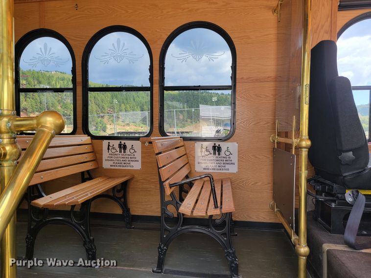 image for item JC9748 2017 Ford  trolley