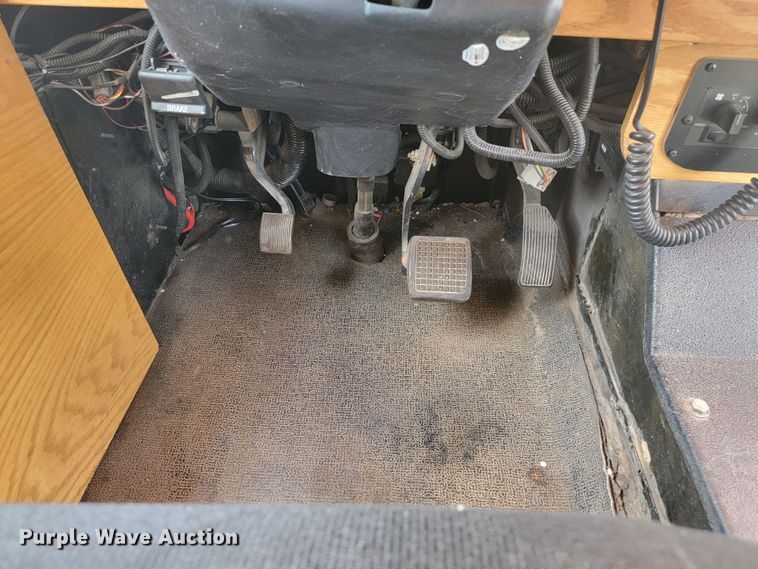 image for item JC9748 2017 Ford  trolley