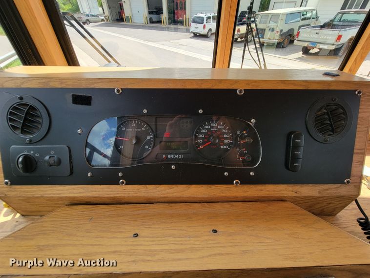 image for item JC9748 2017 Ford  trolley