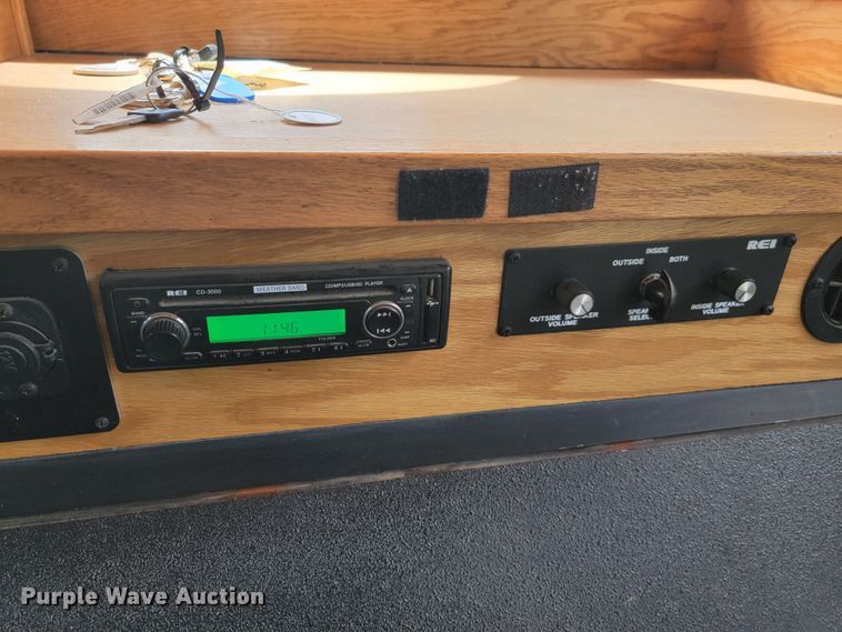 image for item JC9748 2017 Ford  trolley