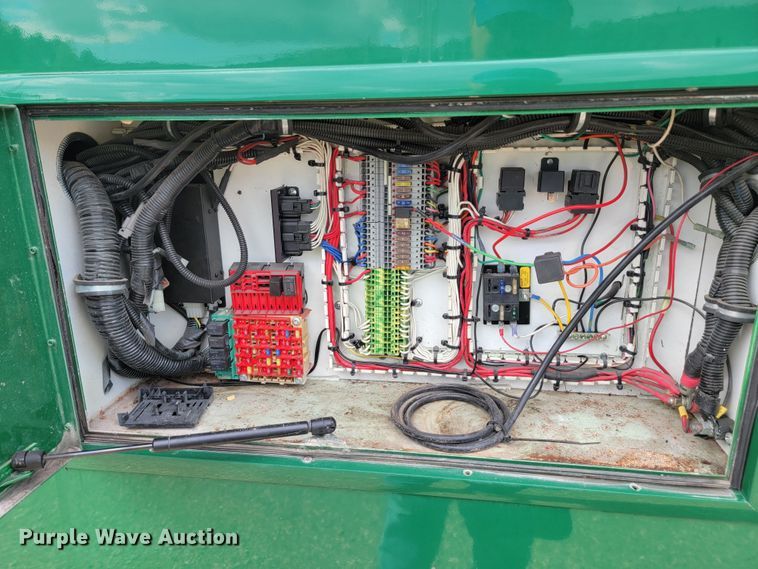 image for item JC9748 2017 Ford  trolley