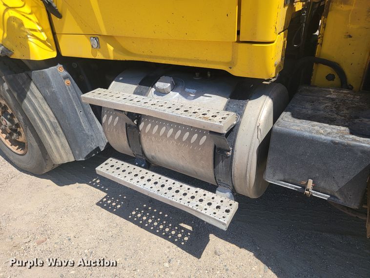 image for item JC9796 2008 Sterling LT9500  dump truck