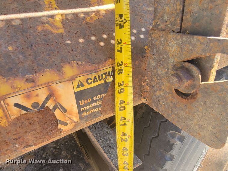 image for item JC9796 2008 Sterling LT9500  dump truck