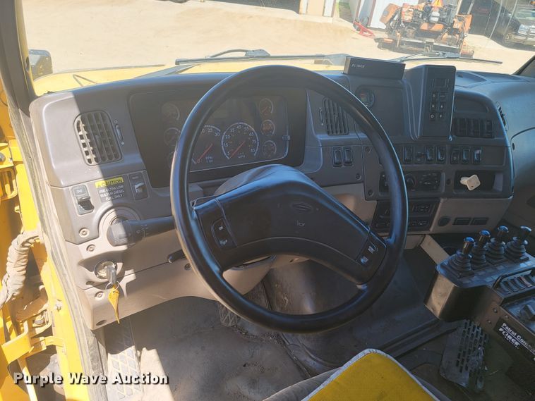 image for item JC9796 2008 Sterling LT9500  dump truck