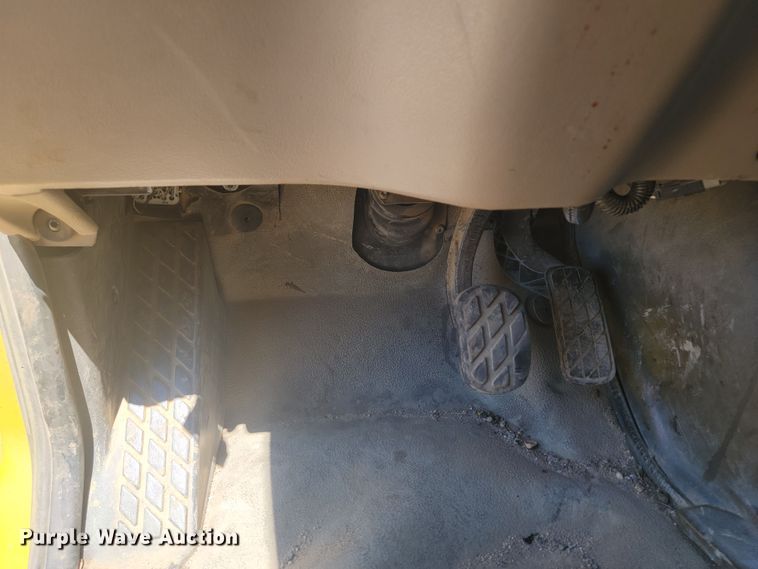 image for item JC9796 2008 Sterling LT9500  dump truck