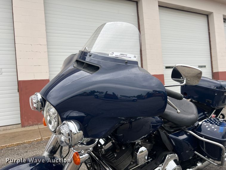 image for item JM9212 2014 Harley Davidson Electra Glide FLHTP Police  motorcycle