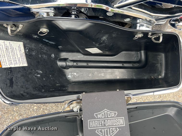 image for item JM9212 2014 Harley Davidson Electra Glide FLHTP Police  motorcycle