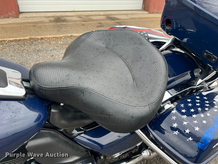 image for item JM9212 2014 Harley Davidson Electra Glide FLHTP Police  motorcycle