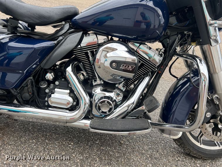 image for item JM9212 2014 Harley Davidson Electra Glide FLHTP Police  motorcycle