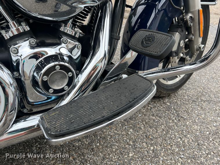 image for item JM9212 2014 Harley Davidson Electra Glide FLHTP Police  motorcycle