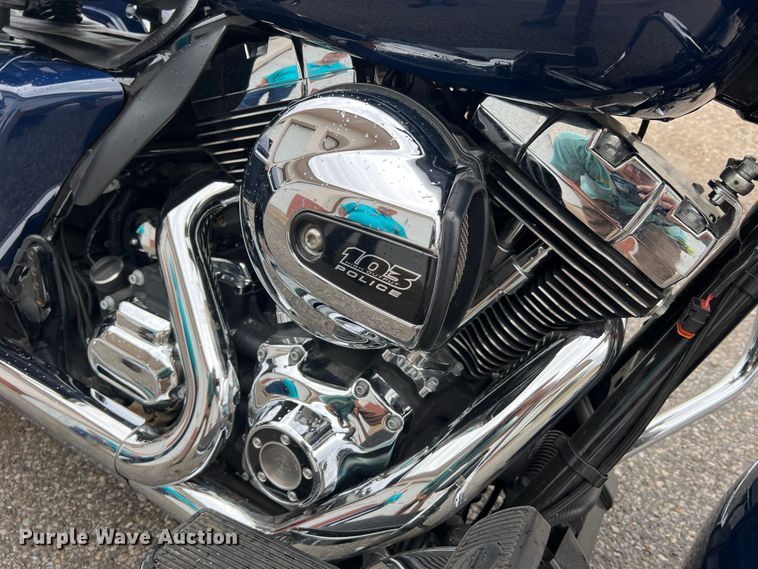 image for item JM9212 2014 Harley Davidson Electra Glide FLHTP Police  motorcycle