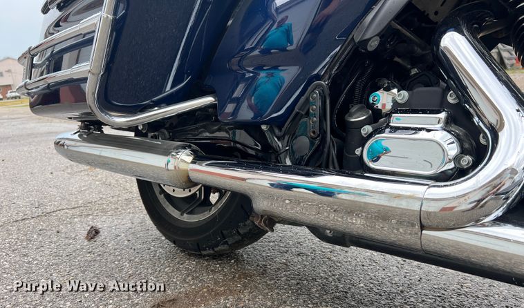 image for item JM9212 2014 Harley Davidson Electra Glide FLHTP Police  motorcycle