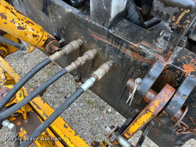 image for item JM9213 1992 International 4900  dump truck