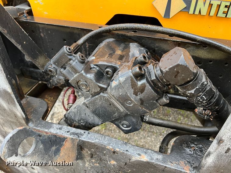 image for item JM9213 1992 International 4900  dump truck