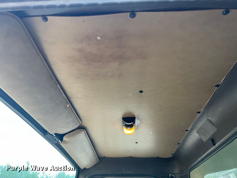 image for item JM9213 1992 International 4900  dump truck