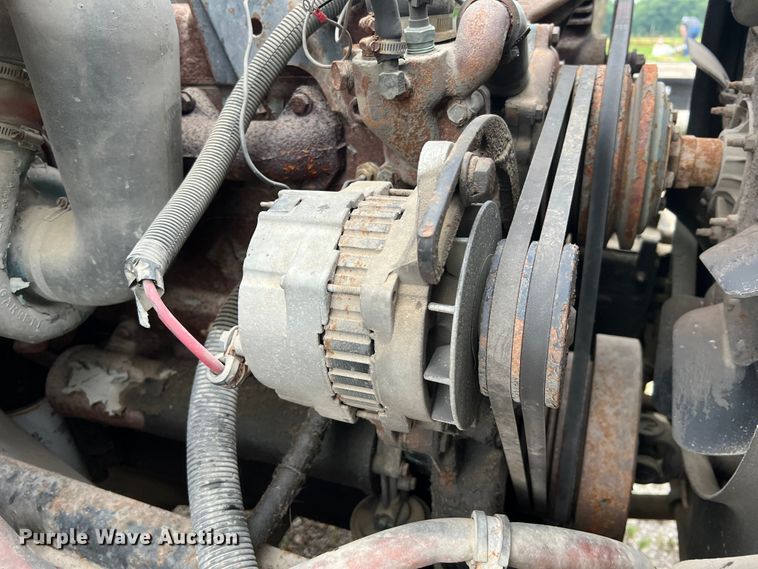 image for item JM9213 1992 International 4900  dump truck