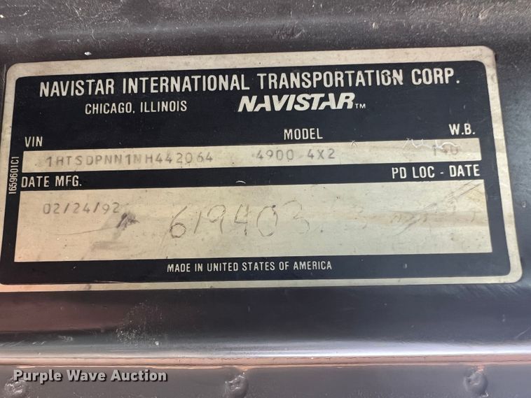 image for item JM9213 1992 International 4900  dump truck