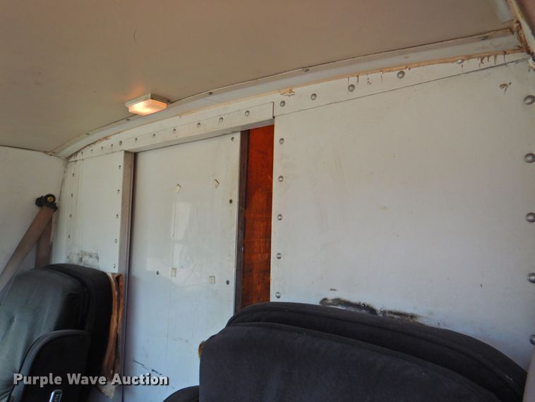 image for item JR9974 1992 GMC Vandura G3500  box truck