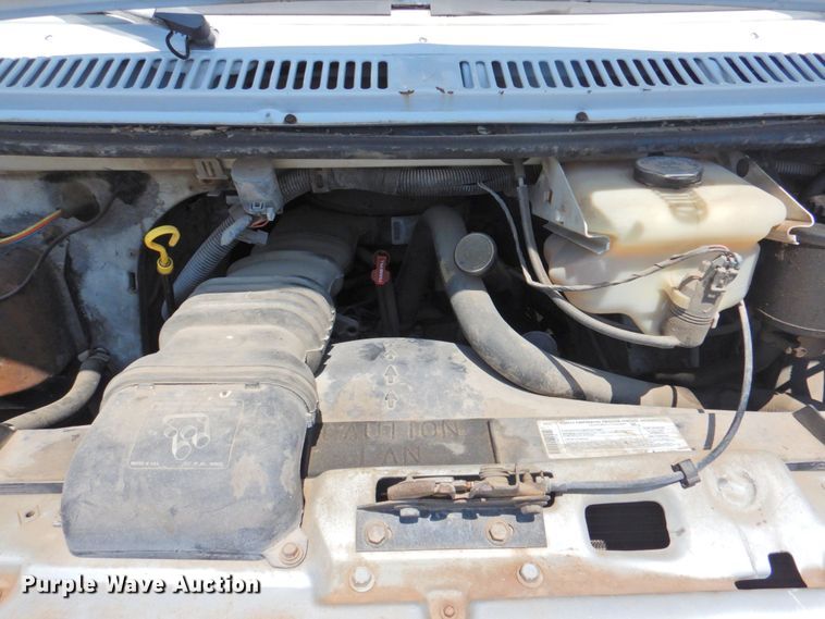 image for item JR9974 1992 GMC Vandura G3500  box truck