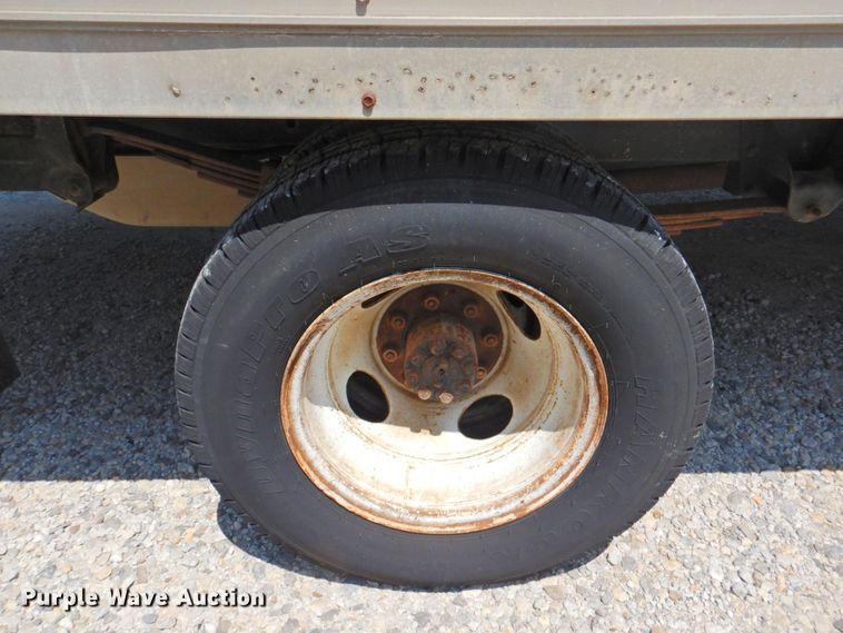 image for item JR9974 1992 GMC Vandura G3500  box truck