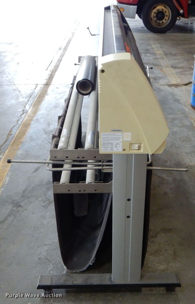 image for item JX9118 GraphTec FC7000  plotter