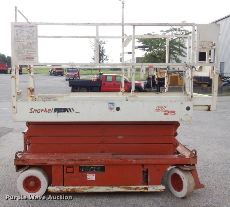 image for item JX9122 Snorkel SL-25  scissor lift