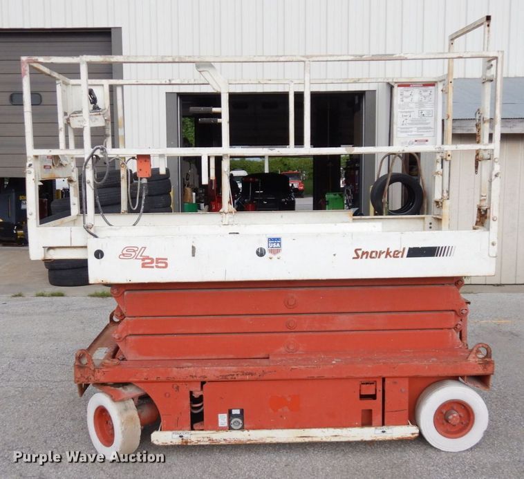 image for item JX9122 Snorkel SL-25  scissor lift