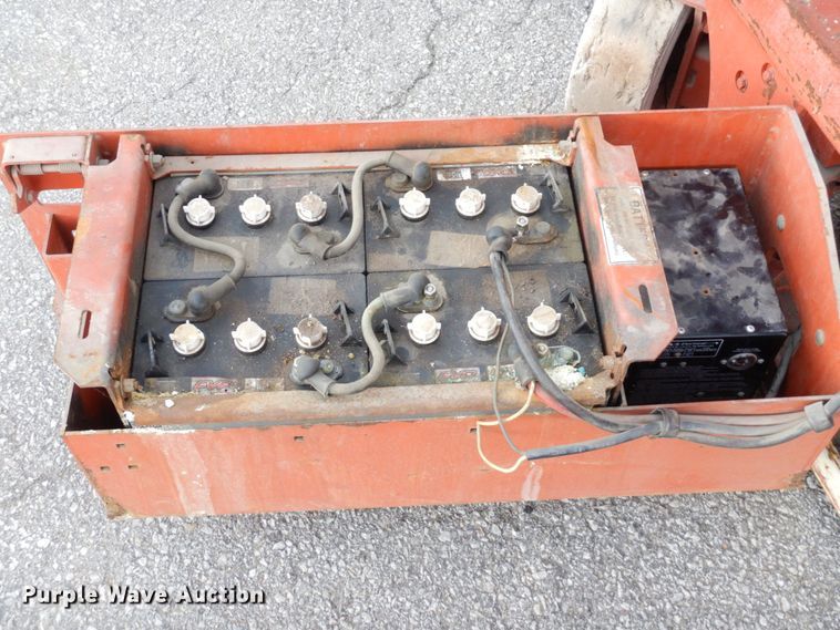 image for item JX9122 Snorkel SL-25  scissor lift