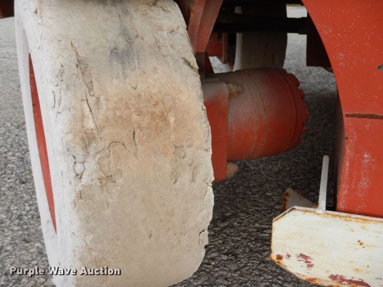 image for item JX9122 Snorkel SL-25  scissor lift