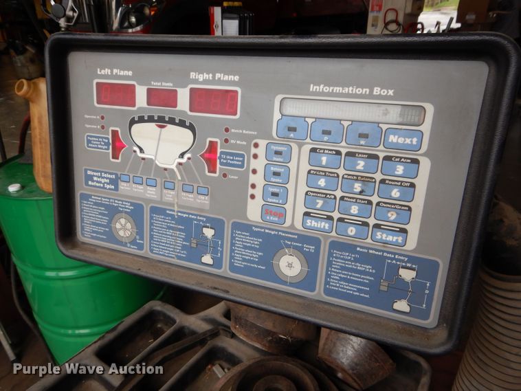 image for item JX9124 Coats 1250  wheel balancer