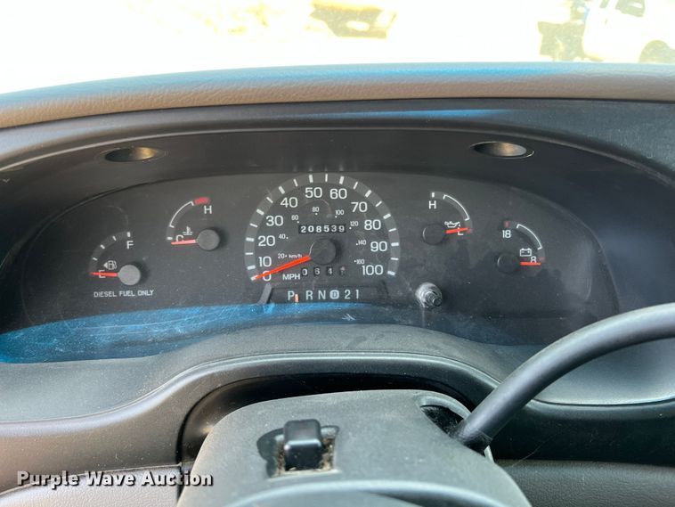 image for item JX9385 2000 Ford E450 Super Duty  ambulance