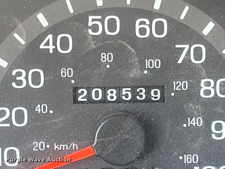 image for item JX9385 2000 Ford E450 Super Duty  ambulance