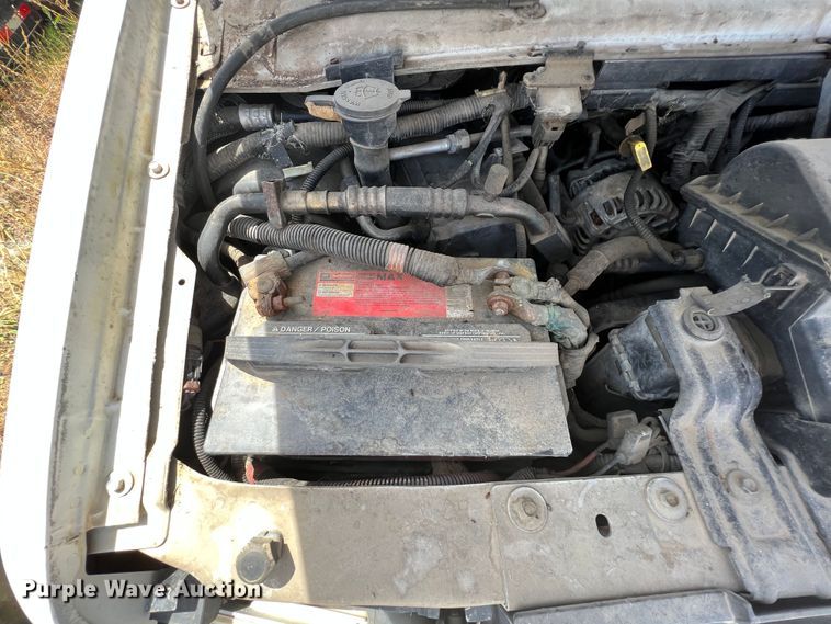 image for item JX9385 2000 Ford E450 Super Duty  ambulance