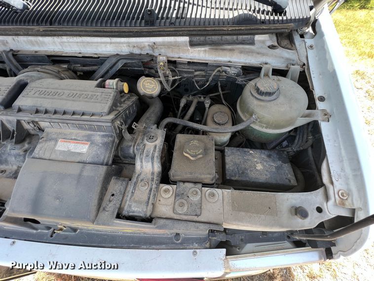 image for item JX9385 2000 Ford E450 Super Duty  ambulance