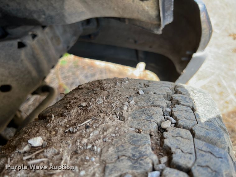 image for item JX9385 2000 Ford E450 Super Duty  ambulance