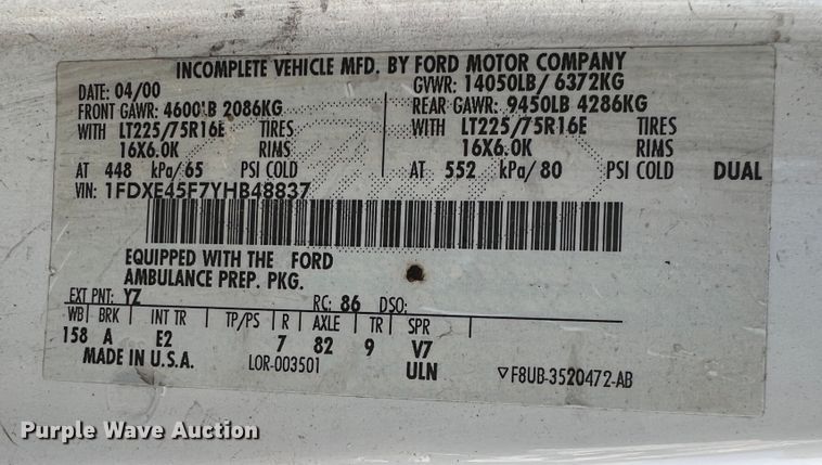 image for item JX9385 2000 Ford E450 Super Duty  ambulance