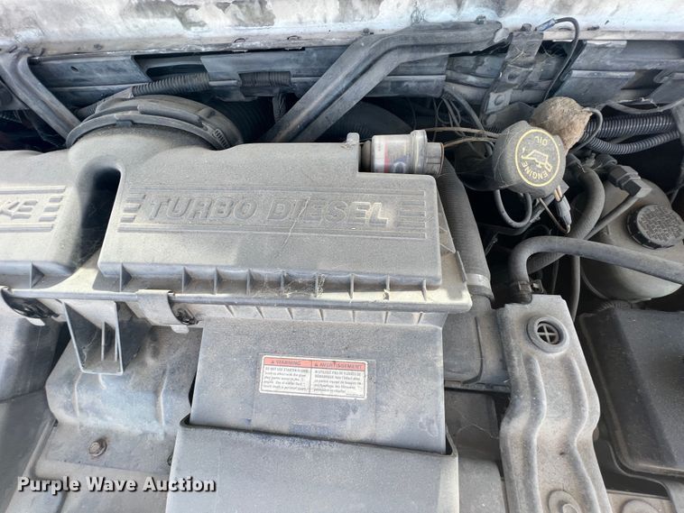 image for item JX9386 2001 Ford E450 Super Duty  ambulance